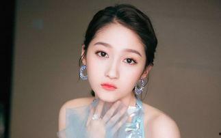 娱乐圈从吃瓜开始小说,从吃瓜开始，揭秘明星背后的故事