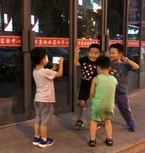 娱乐吃瓜头像图片男,揭秘校园吃瓜男生的神秘面纱